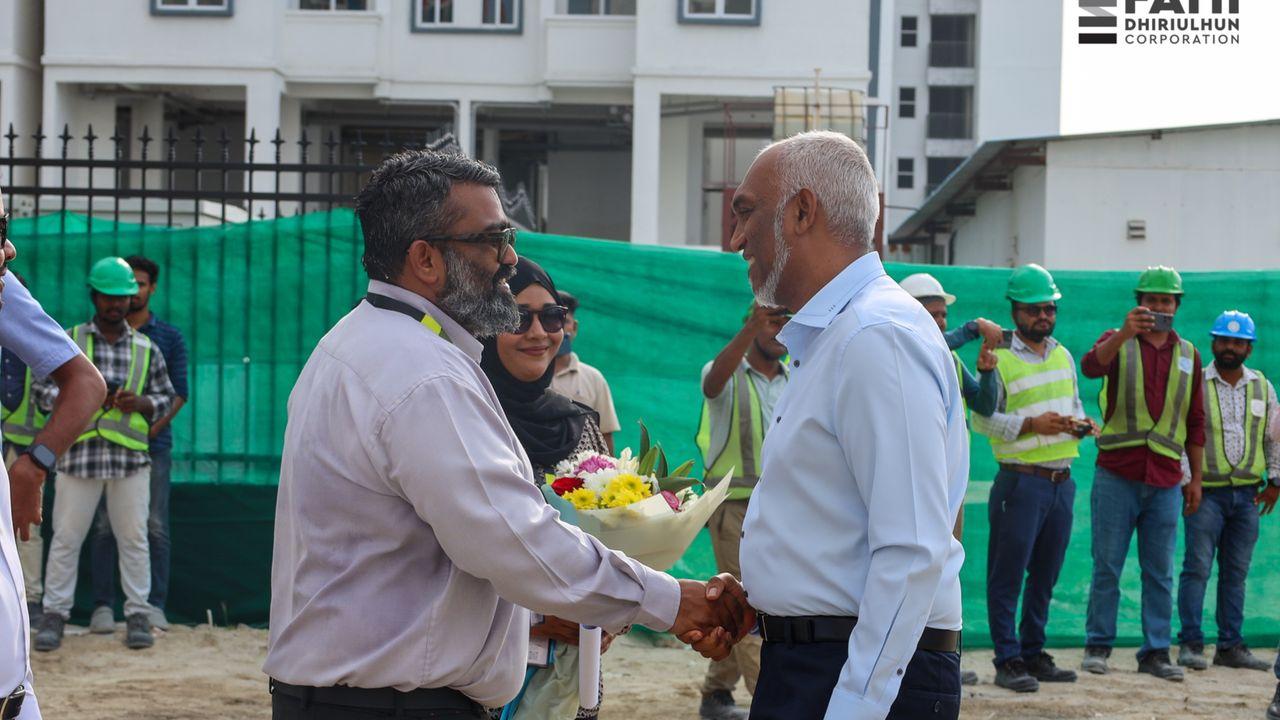 އެފްޑީސީގެ ފްލެޓްތަކުގެ މަސައްކަތް ކުރިއަށްދާ ގޮތް ބެއްލެވުމަށް ރައީސުލްޖުމްހޫރިއްޔާ ސައިޓަށް ޒިޔާރަތްކުރައްވައިފި